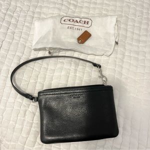 2000s Coach wristlet